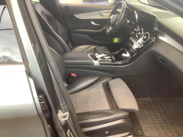 Mercedes-Benz C-KLASSE Estate 300 e Avantgarde 320pk PHEV | Trekhaak | Adaptive cruise control | Stoelverwarming | Dodehoeksensoren | Elektrische stoelen met geheugenfunctie | Head up Display |