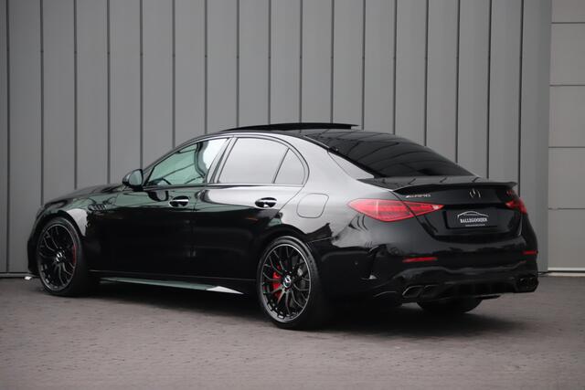 Mercedes-Benz C-KLASSE AMG 63 S E Performance | 680PK | Achterasbesturing | Head-up | Keyless-go | Carbon | Schaalstoelen | Digital-light | Pano | 2024.