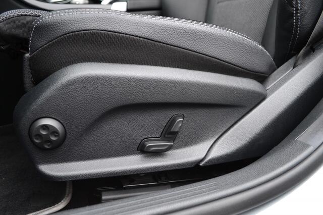 Mercedes-Benz C-KLASSE Estate 180 Prestige 156PK Leer/Navi/LED/17''