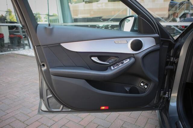 Mercedes-Benz C-KLASSE Estate 300 e Bns Sol. AMG