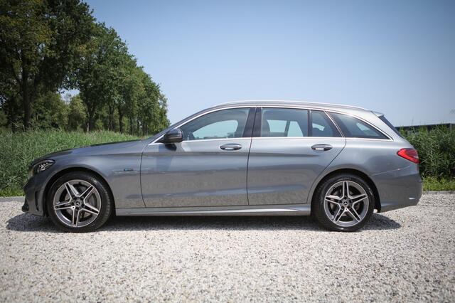 Mercedes-Benz C-KLASSE Estate 300 e Bns Sol. AMG