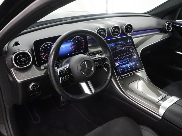 Mercedes-Benz C-KLASSE 180 AMG Line | Night | Panoramadak | Stoelverwarming | Achteruitrijcamera | 19" lichtmetalen velgen |