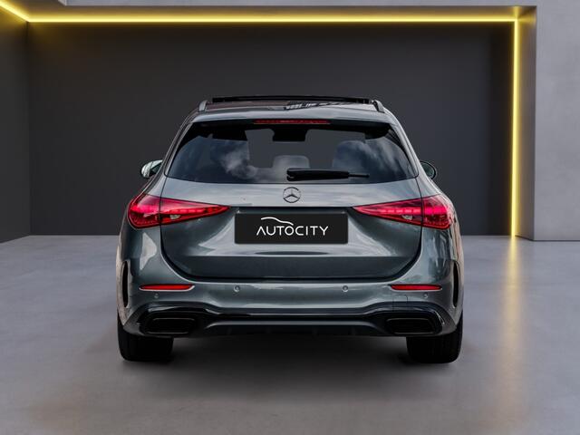 Mercedes-Benz C-KLASSE Estate 200 Edition AMG Line Panorama l Trekhaak l Bi Color Leder l Burm