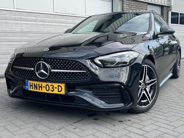 Mercedes-Benz C-KLASSE 180 Star Edition AMG | Night Pakket | Panoramadak | Sierdelen Lindehout Antraciet | Apple CarPlay | Android Auto | Dodehoekassistent | Elektrisch Verstelbare Stoelen + Memory | Stoelverwarming | Sfeerverlichting | Achteruitrijcamera