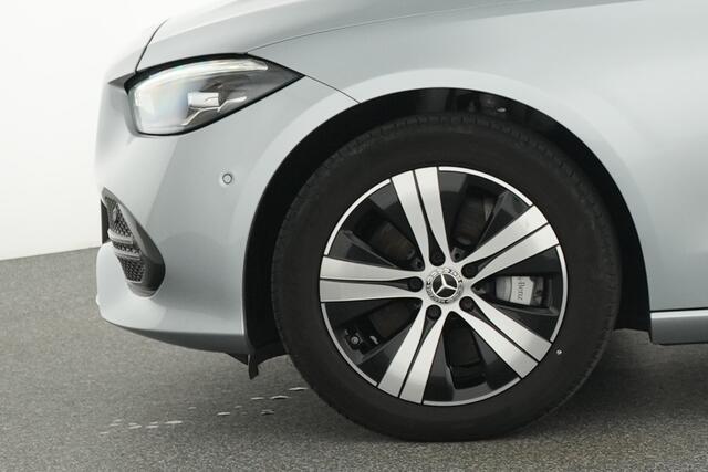 Mercedes-Benz C-KLASSE Estate 300 e Plug-In Hybride | Trekhaak | Ledkoplampen | Sfeerverlichting | Stoelverwarming |Distronic | Rijassistentiepakket Plus | Easy-Pack Achterklep. Inclusief 24 maanden MB Certified garantie voor Europa.