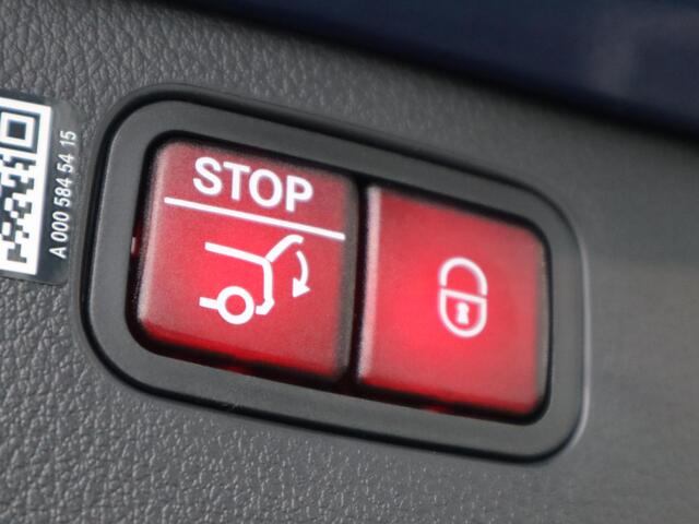 Mercedes-Benz C-KLASSE Estate 300 e Business Solution AMG