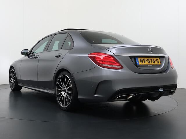 Mercedes-Benz C-KLASSE 180 AMG Sport Edition AMG Styling Panoramadak 19" Multispaaks Camera Trekhaak Automaat