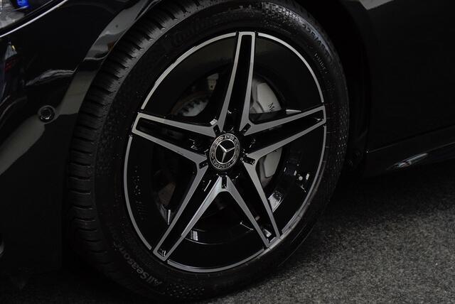 Mercedes-Benz C-KLASSE Estate 180 AMG Line Panodak Leer 360° Memory Distronic+ Matrix Laser Navi LED Nightpack Elektr. trekhaak PTS Ambient Plus Elekt. achterklep LM velgen BTW auto!