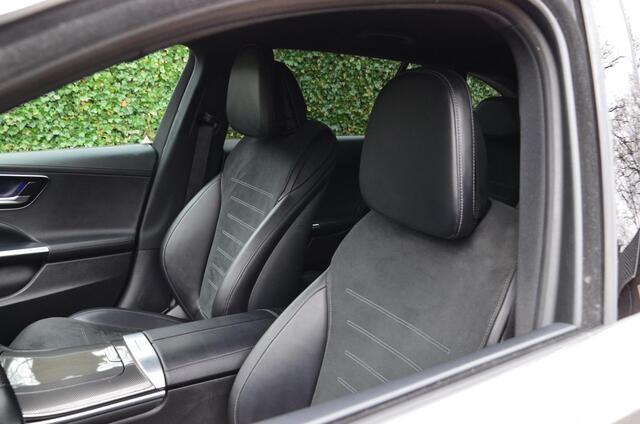 Mercedes-Benz C-KLASSE Estate 300 e AMG Line Automaat/Navi/Pdc/Ecc/Burmester 3D Surround Sound systeem/Rondomzicht camera/Stoelverwarming/Elektrisch verstelbare stoelen/Privacy-Glass/18-Inch Lmv