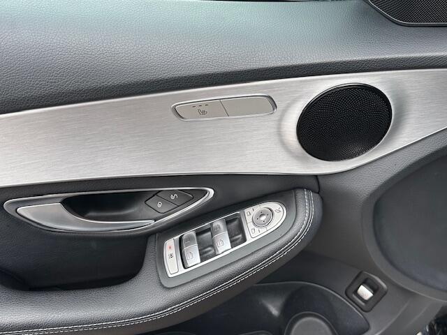 Mercedes-Benz C-KLASSE 180 Lease Edition / incl afl. pakket en Bovag garantie