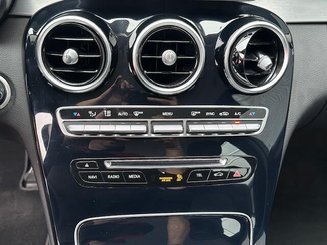 Mercedes-Benz C-KLASSE 180 Lease Edition / incl afl. pakket en Bovag garantie