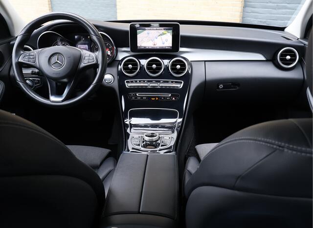 Mercedes-Benz C-KLASSE 180 Premium Plus Automaat | Org. NL | Navi | Camera | Stoelverwarming |