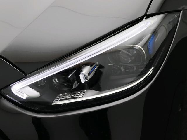 Mercedes-Benz C-KLASSE Estate 300 e Star Edition | Night Pakket | Panoramadak | Alarm Klasse 3 | Distronic | Apple CarPlay | Sfeerverlichting | Memory voorstoelen. Inclusief 24 maanden MB Certified garantie voor Europa.