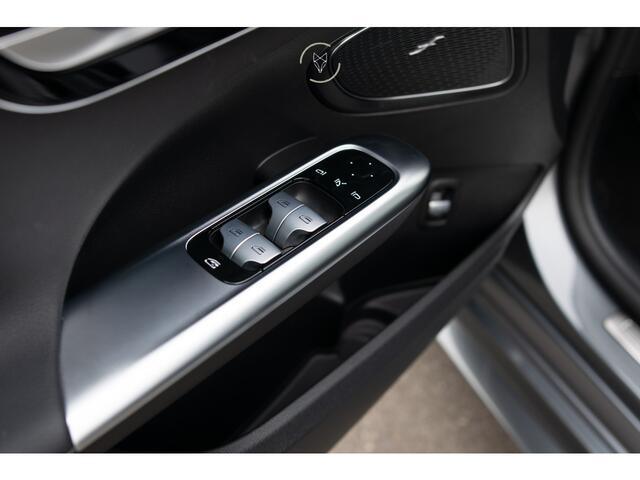 Mercedes-Benz C-KLASSE Estate 300 AMG Night Massage|ACC|Keyless|Pano|360|Soundsysteem|LED|19"|New Service