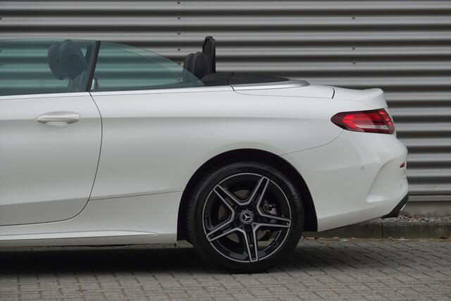 Mercedes-Benz C-KLASSE Cabrio 180 Advantage Pack AMG | Airscarf | Camera | Stoelverw. | Carplay |