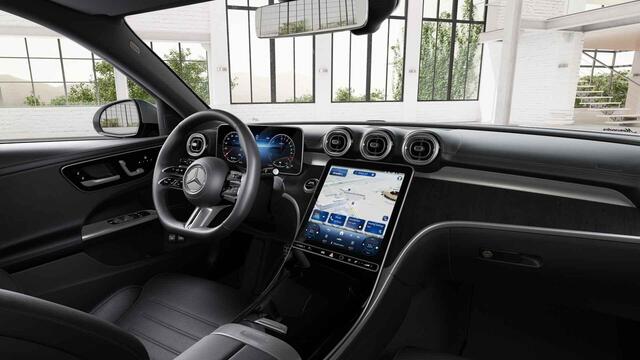 Mercedes-Benz C-KLASSE Estate 300e Star Edition AMG Line | Panoramaschuifdak | DISTRONIC | Trekhaak | USB-pakket plus