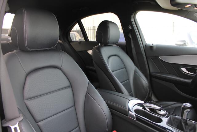 Mercedes-Benz C-KLASSE 180 AMG LINE NIGHT PAKKET LEDER NAVI DAB <<NL AUTO>>