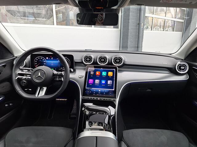 Mercedes-Benz C-KLASSE 300 e AMG Line | Night Pakket | Panoramadak | Memory pakket | Achteruitrijcamera | Sfeerverlichting | Dodehoekassistentie | Stoelverwarming | LED Koplampen