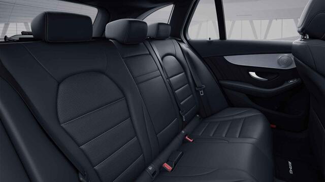 Mercedes-Benz C-KLASSE Estate 300 e Premium Plus Pack | Luchtvering | Multibeam | Burmester | Stoelverwarming |