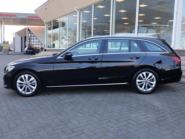 Mercedes-Benz C-KLASSE Estate 180 AUT. PREMIUM PLUS + BREEDBEELD CARPLAY | PANO | SFEERVERLICHTING | TREKHAAK