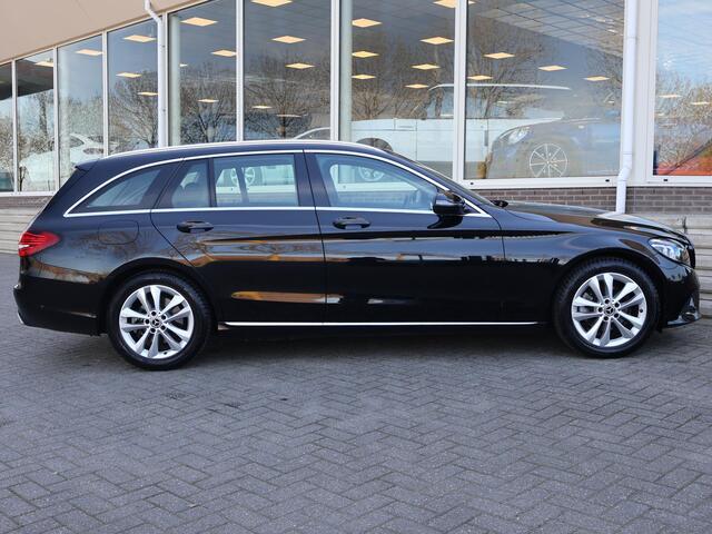 Mercedes-Benz C-KLASSE Estate 180 AUT. PREMIUM PLUS + BREEDBEELD CARPLAY | PANO | SFEERVERLICHTING | TREKHAAK