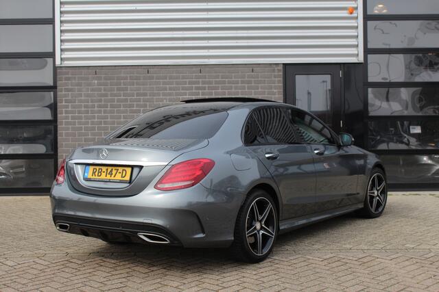 Mercedes-Benz C-KLASSE 300 Prestige / AMG / Panoramadak / Burmester