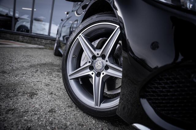 Mercedes-Benz C-KLASSE C180 AMG Sport I Slechts 48.000km I Org.NL I 1e-eig. I Leder I Camera I 18'' I Topconditie.