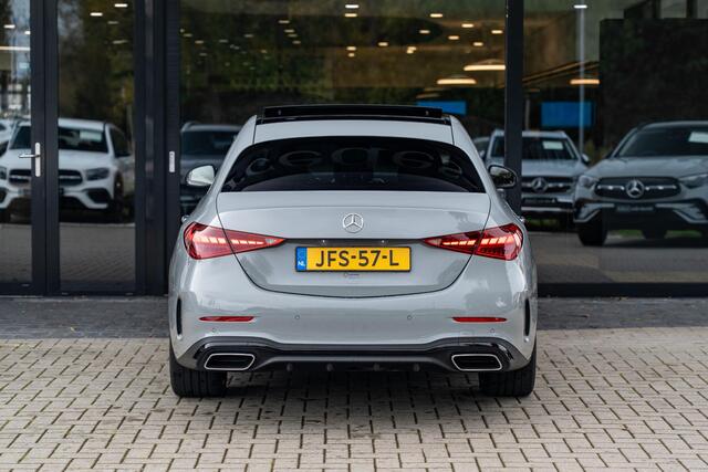 Mercedes-Benz C-KLASSE 180 Star Edition AMG | AMG line Plus | Panoramaschuifdak | Nightpakket | Trekhaak | Head-Up Display |