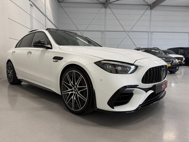 Mercedes-Benz C-KLASSE AMG 63 S E Performance PANO/TREKHAAK/BURMESTER/VENTILATIE+MEMORY/360CAMERA/20"AMG/LASER/ACC/OPALITHWEISS METALLIC/AUTO VERKEERT IN ABSOLUTE NIEUWSTAAT/BTW-AUTO