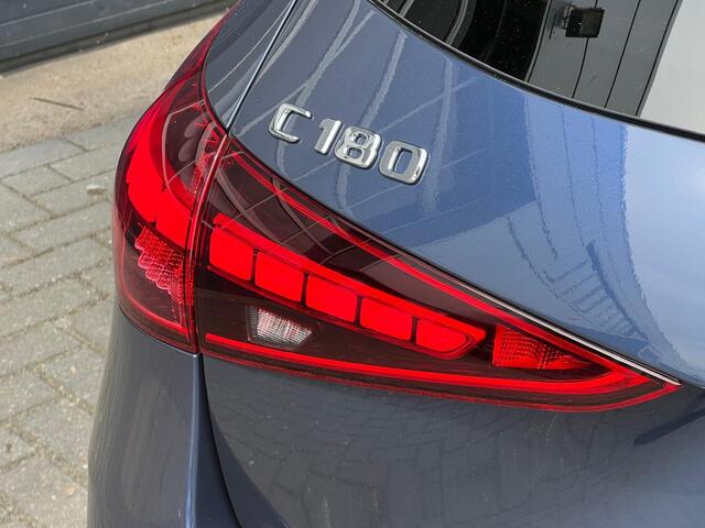 Mercedes-Benz C-KLASSE Estate 180 AMG Line | Premium | Winter pakket | Panoramadak | Burmester® 3D | 360° Camera | Sfeerverlichting | Memorystoelen Verwarmd | Apple & Android Carplay