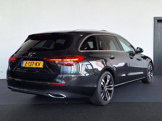 Mercedes-Benz C-KLASSE Estate 180 | Panoramadak | Bruin leder | Privacy Glas Achter | Sierdelen Lindehout Antraciet | Apple CarPlay | Android Auto | Elektrisch Verstelbare Voorstoelen + Memory