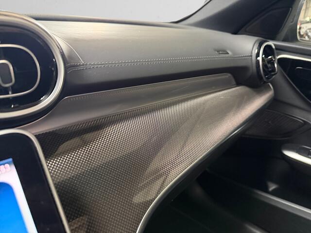 Mercedes-Benz C-KLASSE Estate 200 AMG Designo Edition Aut- Mountaingrijs Magno, Panoramadak, Burmester Audio, Sfeerverlichting, Carbon