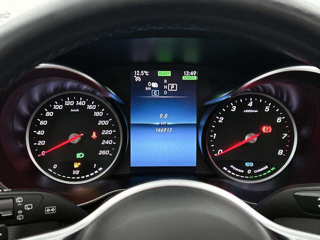 Mercedes-Benz C-KLASSE Estate 300 e Plug-In Hybride Panorama Schuif-Kanteldak | Achteruitrijcamera | Ledkoplampen | Easy Pack Achterklep | Stoelverwarming. Inclusief 24 maanden MB Certified garantie voor Europa.