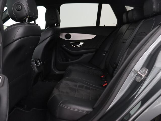 Mercedes-Benz C-KLASSE 160 AMG | Stoelverwarming | Carplay | Leder/Alcantara | Camera | Digital Cockpit | Navigatie | 19'' | Full LED | Park Assist | Climate control