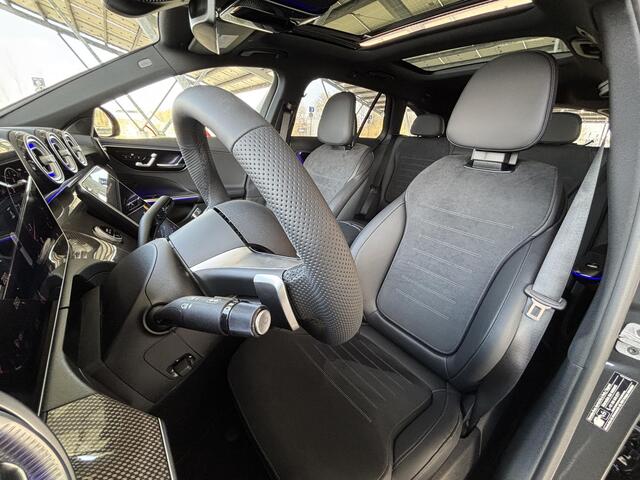 Mercedes-Benz C-KLASSE 180 Star Edition AMG Line | Panoramadak | Memory stoelen | 360 camera | Digital light | Sfeerverlichting |