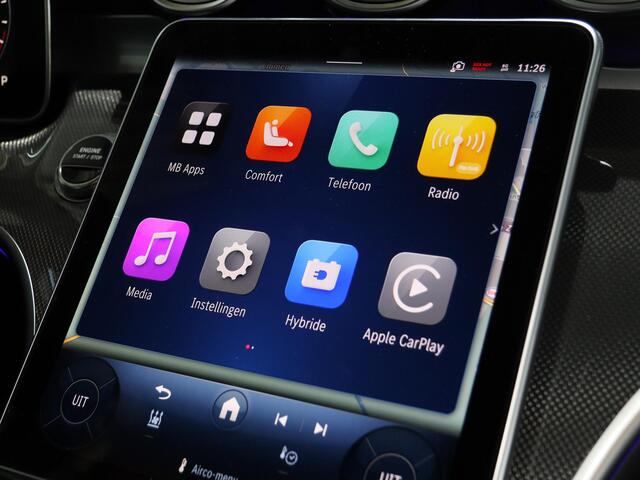 Mercedes-Benz C-KLASSE 300e Business Solution AMG | Panoramaschuifdak | Premium Plus | Burmester | Head-Up | Trekhaak | Stoelventilatie |