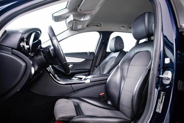Mercedes-Benz C-KLASSE Estate 180 Zitcomfortpakket - Stoelverwarming voor - Cruisecontrol - Adaptieve grootlichtassistent - Garmin Map Pilot - Achteruitrijcamera - Dodehoekassistent - Actieve parkeerassistent -