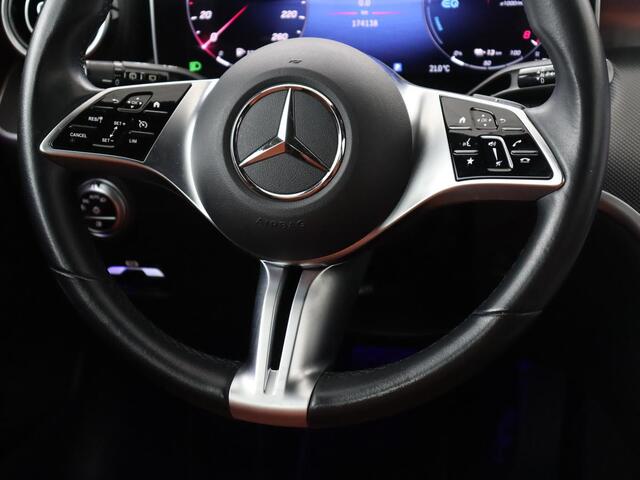 Mercedes-Benz C-KLASSE 300e Luxury Line | SOH 92% | Leder | Trekhaak | Stoelverwarming | Sfeerverlichting | Carplay | Full LED | Navigatie | Camera | Park Assist | Dodehoek detectie | PHEV | Plug In