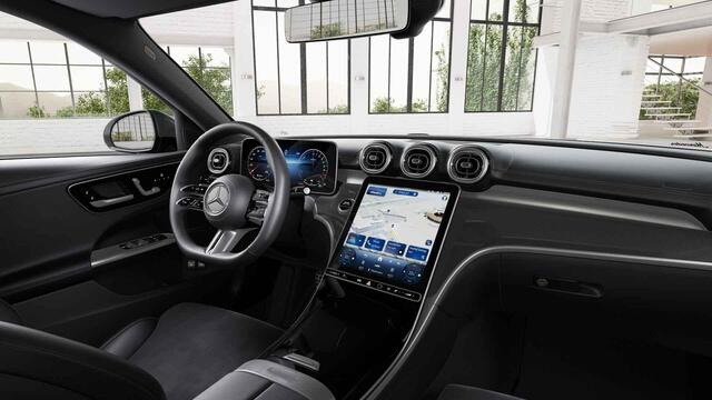 Mercedes-Benz C-KLASSE 300e Business Solution AMG | Matrix Led | Panoramaschuifdak | Keyless | Stoelverwarming | Dodehoekassistent |