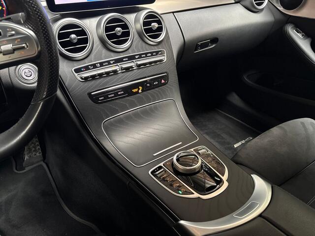 Mercedes-Benz C-KLASSE 160 AMG Sport Automaat (VIRTUAL COCKPIT, APPLE CARPLAY, GROOT NAVI, LEDER/ALCANTARA, CAMERA, SPORTSTOELEN, STOELVERWARMING, GETINT GLAS, NIEUWSTAAT)