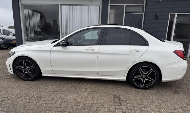 Mercedes-Benz C-KLASSE 200 Business Solution AMG / PANO / LEER / AMG /