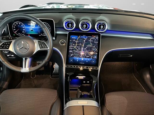 Mercedes-Benz C-KLASSE 300e AVANTGARDE ** HIGH LED, NAVI+, MEMORY, VERW. STUUR, SPIEGEL-PACK ** 1e EIG - Ex MB-AG - ¤ 19.200,= onder NP ** ** INFORMEER OOK NAAR ONZE AANTREKKELIJKE FINANCIAL-LEASE TARIEVEN **