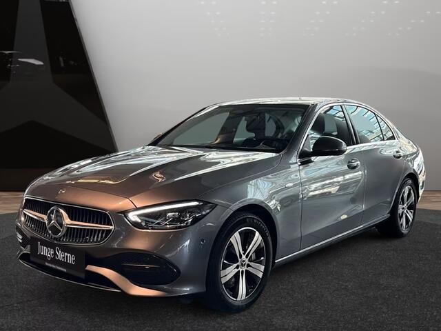 Mercedes-Benz C-KLASSE 300e AVANTGARDE ** HIGH LED, NAVI+, MEMORY, VERW. STUUR, SPIEGEL-PACK ** 1e EIG - Ex MB-AG - ¤ 19.200,= onder NP ** ** INFORMEER OOK NAAR ONZE AANTREKKELIJKE FINANCIAL-LEASE TARIEVEN **