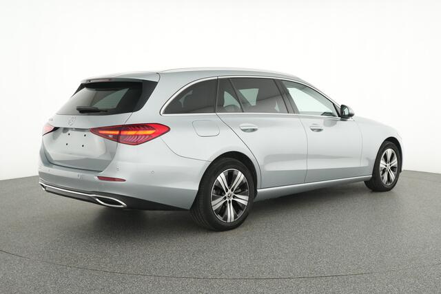 Mercedes-Benz C-KLASSE Estate 300 e Plug-In Hybride Trekhaak | Ledkoplampen | Rijassistentiepakket Plus | Parkeerpakket met achteruitrijcamera | Distronic. Inclusief 24 maanden MB Certified garantie voor Europa.