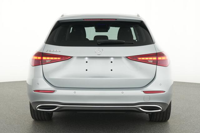 Mercedes-Benz C-KLASSE Estate 300 e Plug-In Hybride Trekhaak | Ledkoplampen | Rijassistentiepakket Plus | Parkeerpakket met achteruitrijcamera | Distronic. Inclusief 24 maanden MB Certified garantie voor Europa.