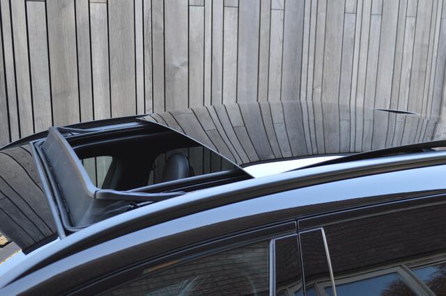 Mercedes-Benz C-KLASSE Estate 300 e AMG Led Leder Panorama Sfeer Camera Trekh Pdc