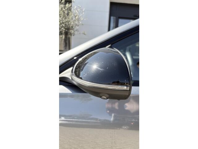 Mercedes-Benz C-KLASSE 300 e AMG Burmester | Pano | 360 cam | Keyless