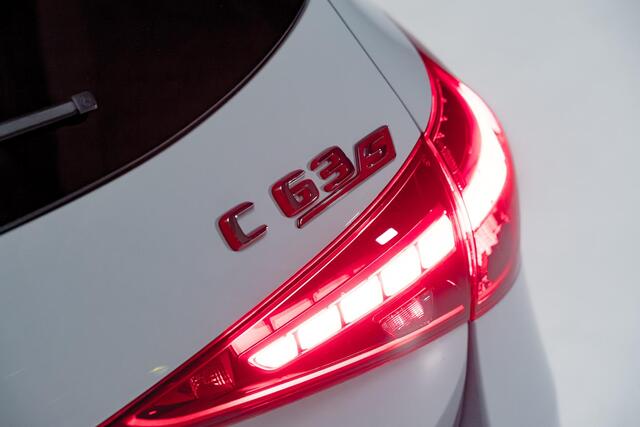 Mercedes-Benz C-KLASSE C63 S Estate AMG Performance | F1 Edition | Burmester Sound System | Panoramadak |