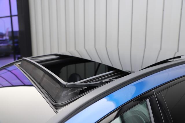 Mercedes-Benz C-KLASSE Estate 300e AMG | 313PK | Massage | Head-up | Keyless | Sfeerverlichting | Stoelkoeling | Distronic+ | Leder | 2022.