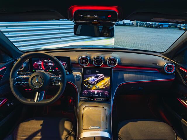 Mercedes-Benz C-KLASSE Estate 300 e Business Solution AMG Panorama dak